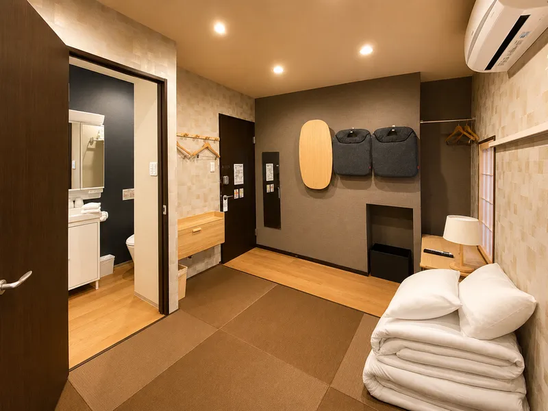 Double Room Standard Thumbnail 3